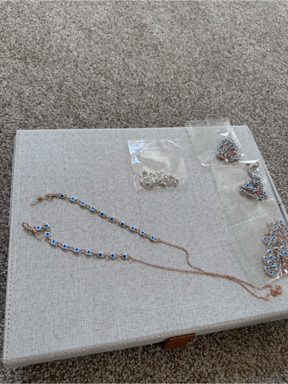 Eye Blue Beaded sunglasses chain - Rose Gold Chain